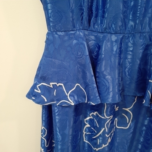 80's Sheath Hibiscus Dress with Peplum - Picture 3 of 9